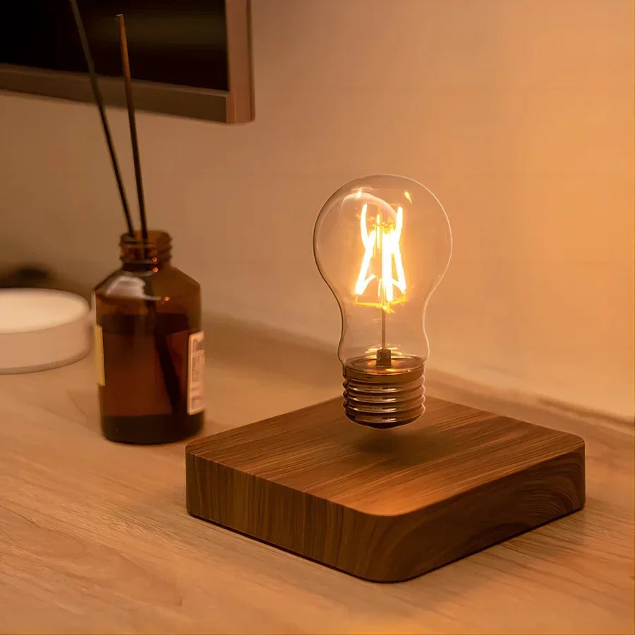 Luminária Flutuante com Base de Madeira – Levitação Magnética e Estilo Futurista